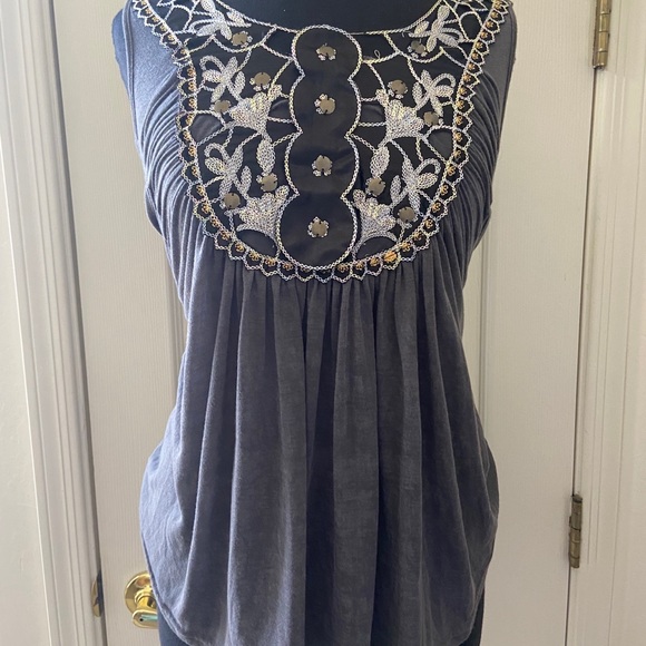 Laurie & Joe Embroidery Top Gray color size M - Picture 9 of 11